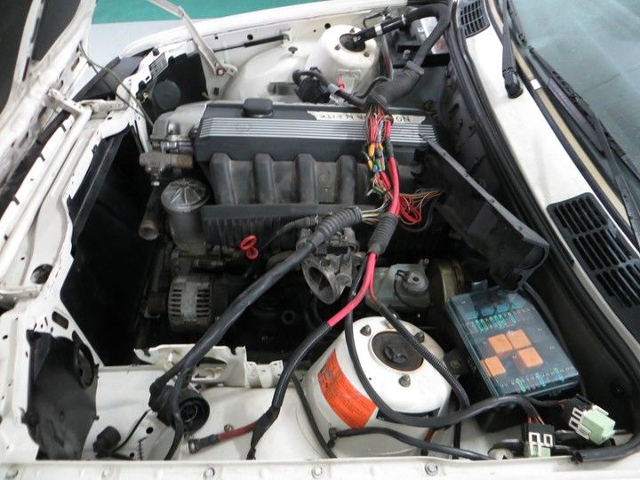 BMW e30 pre 318i swap motor m52