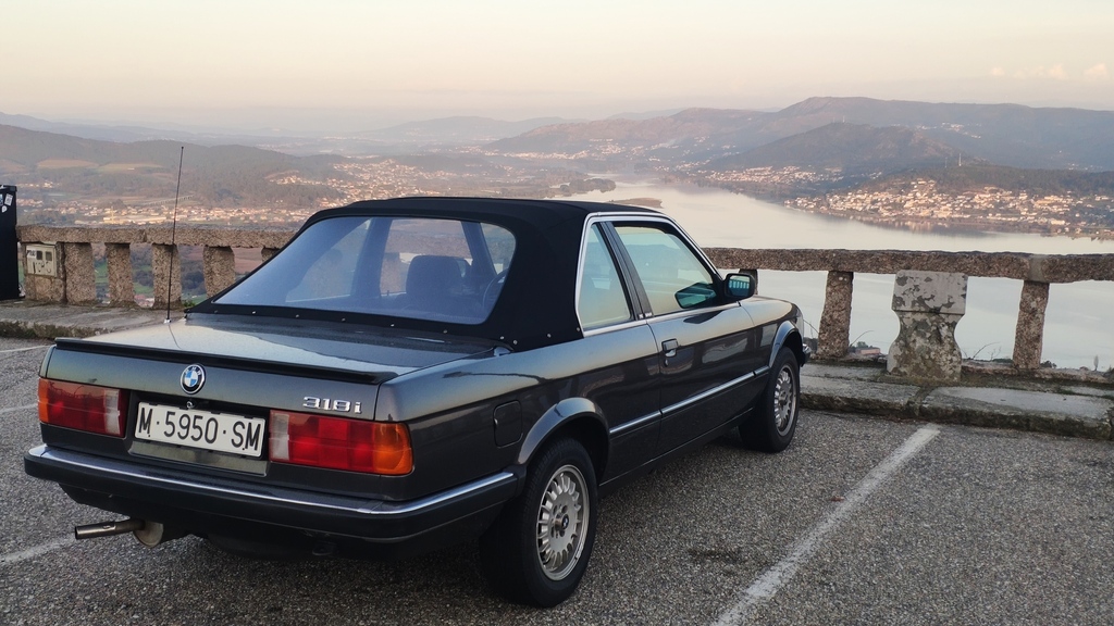 BMW E30 baur swap M52 328i