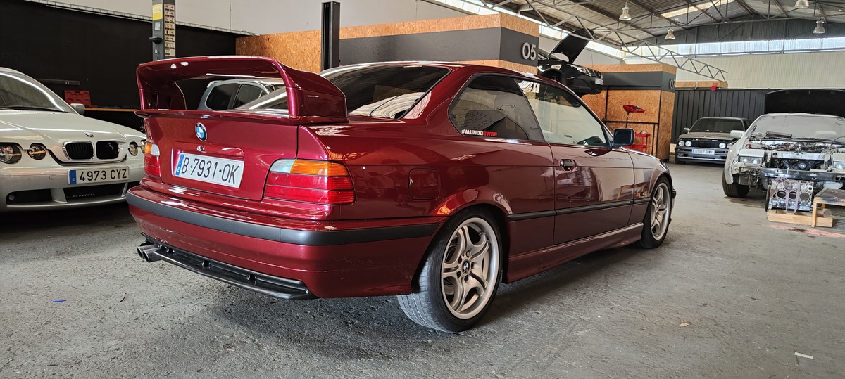 BMW E36 swap M54B30