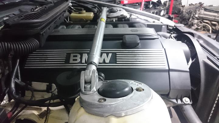 e36 swap motor m52b28