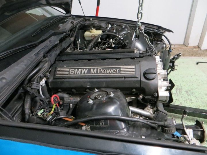 Metiendo motor S50 compact e36