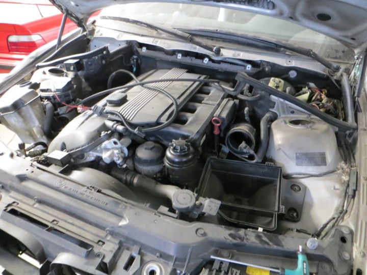 Desmontando 330 cabrio motor m54