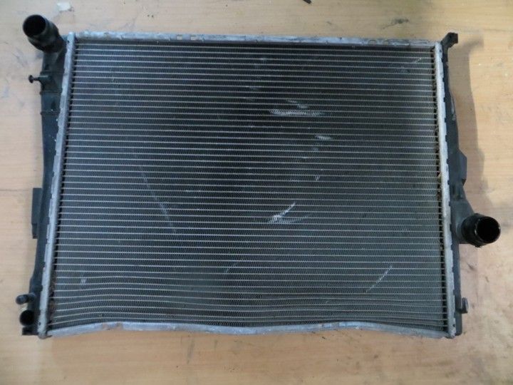 Radiador agua siniestro 330 e46