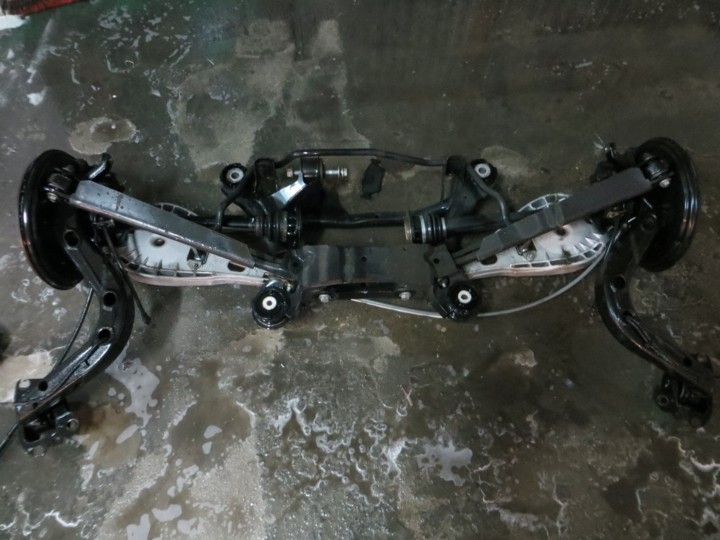Puente trasero completo bmw 330 e46