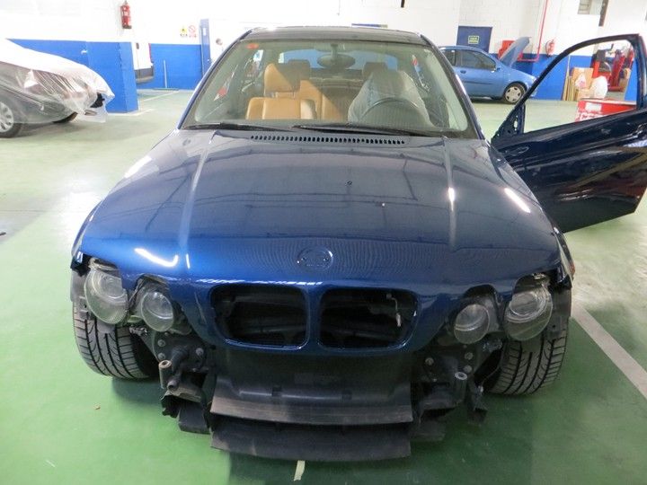 Lemans blue bmw e46 compact