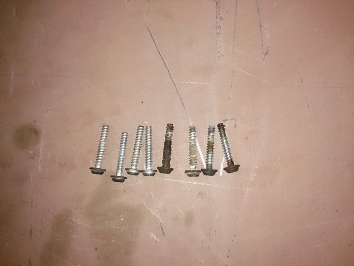 Tornillos oxidados