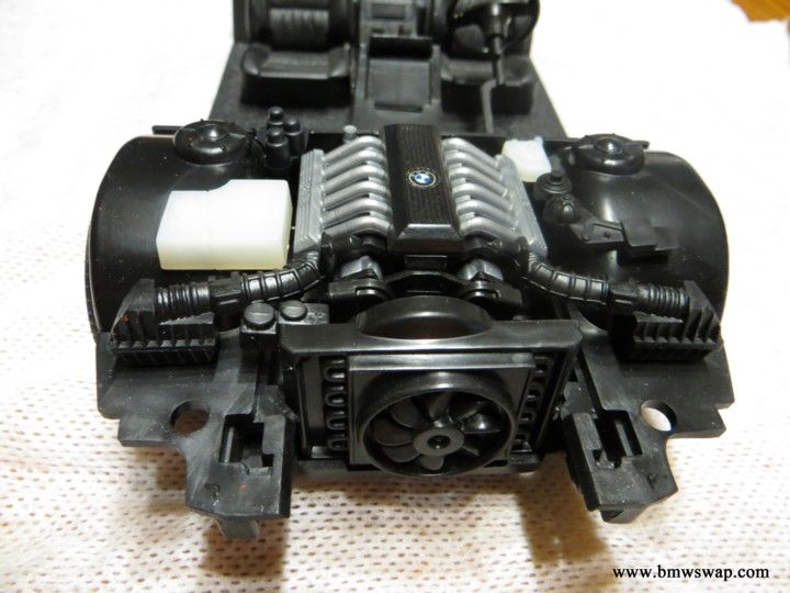 BMW 850 V12 maqueta