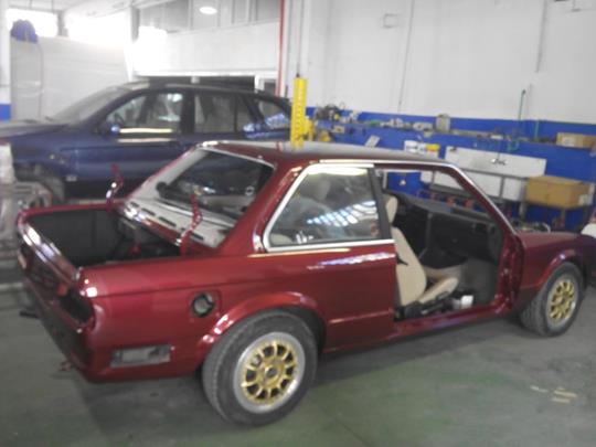 pintado bmw e30 323i m20