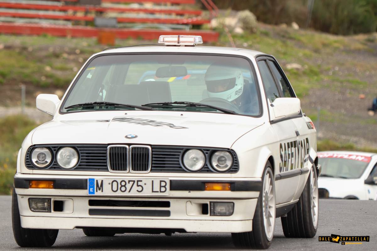 BMW E30 V8 swap safety car