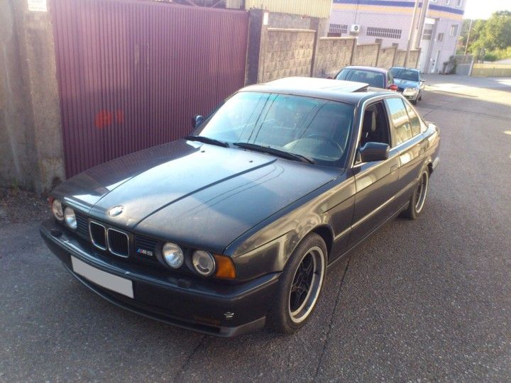 M5 e34