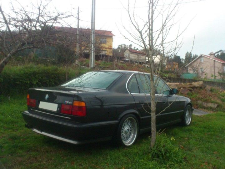 BMW M5 e34 BBS RC