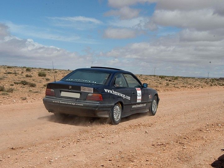 Salida rally clasicos del atlas