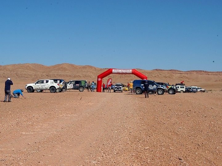 Salida tramo regularidad rally atlas