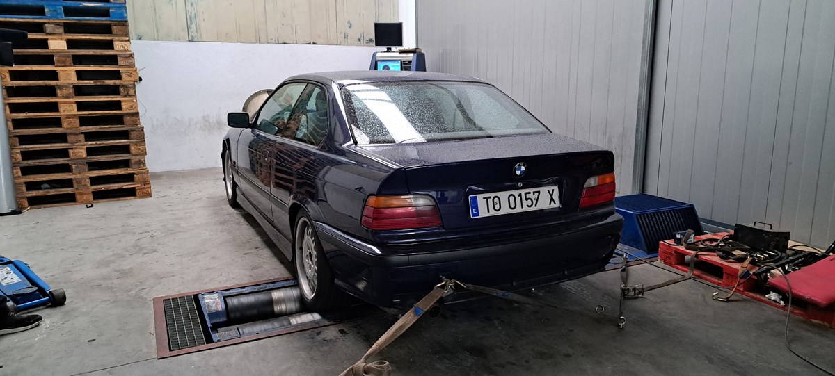 restauracion BMW 328i E36 M52